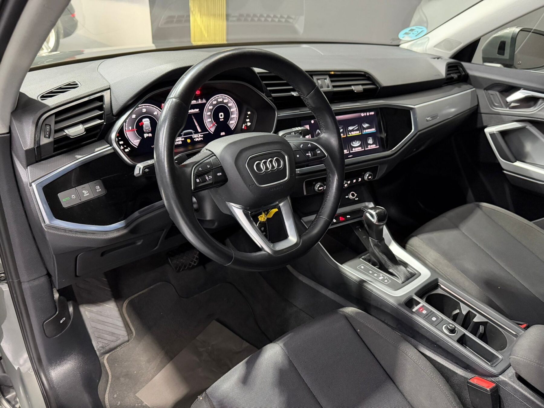 AUDI Q3 35 TDI S tronic