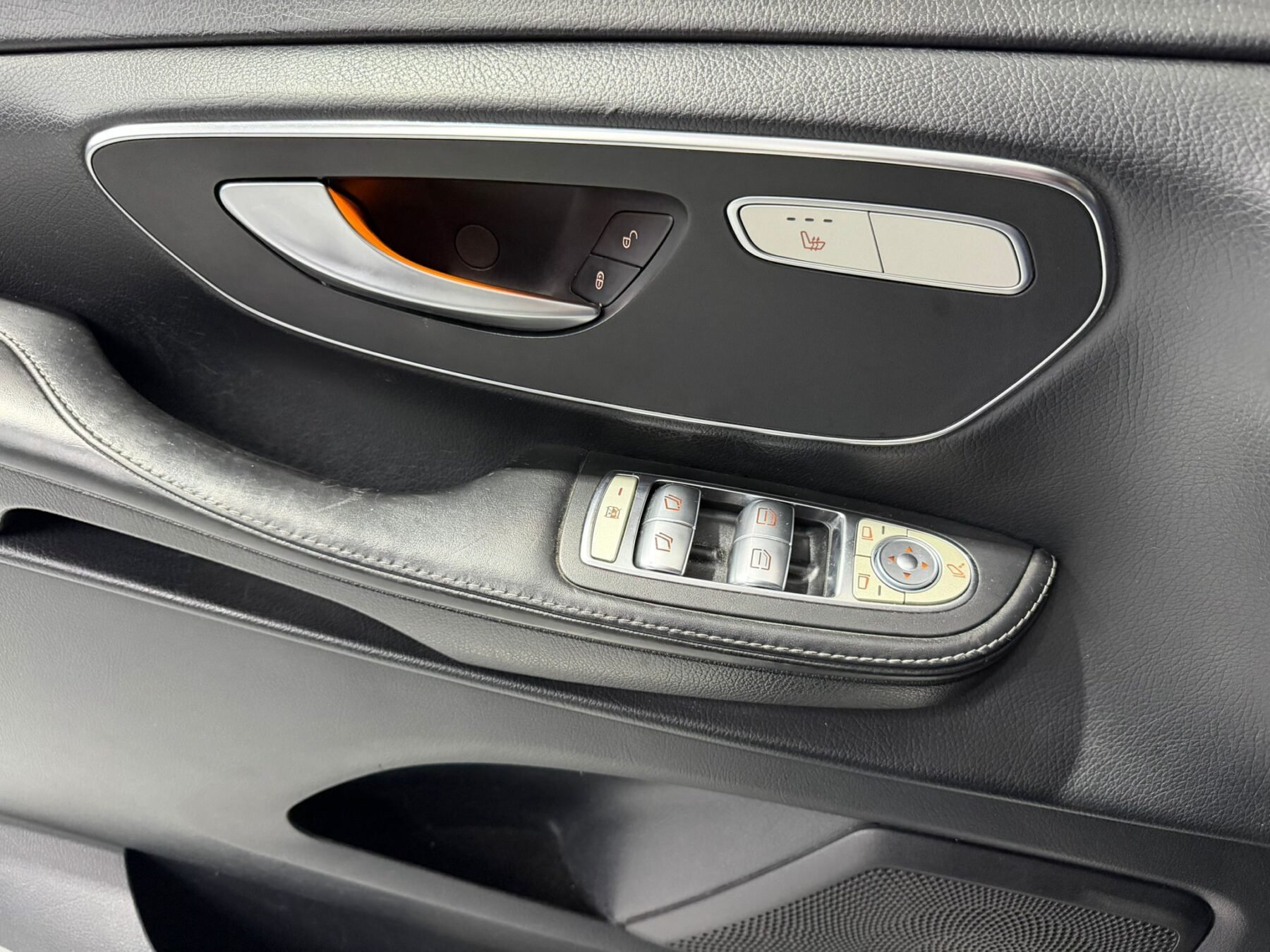 MERCEDES-BENZ V V250