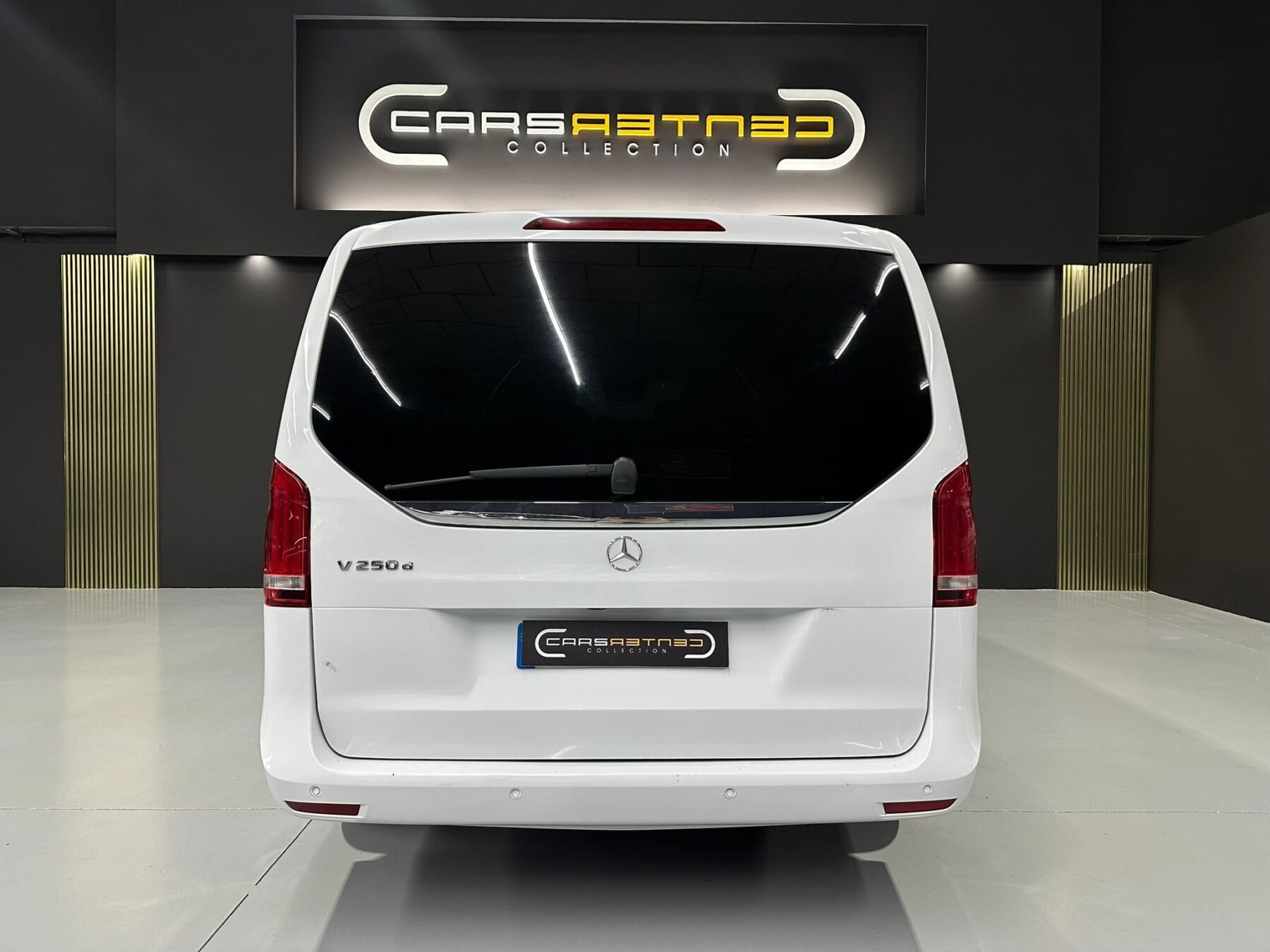 MERCEDES-BENZ V V250