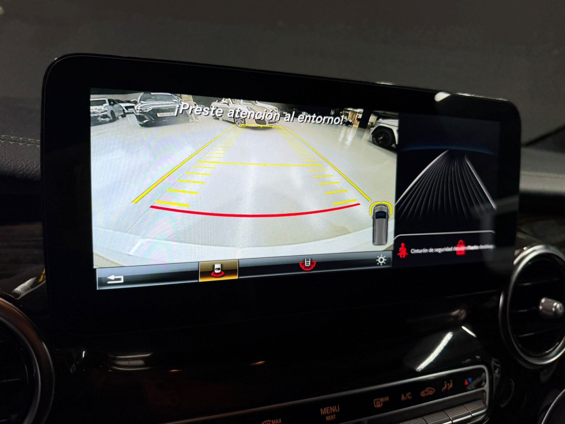 MERCEDES-BENZ V V250