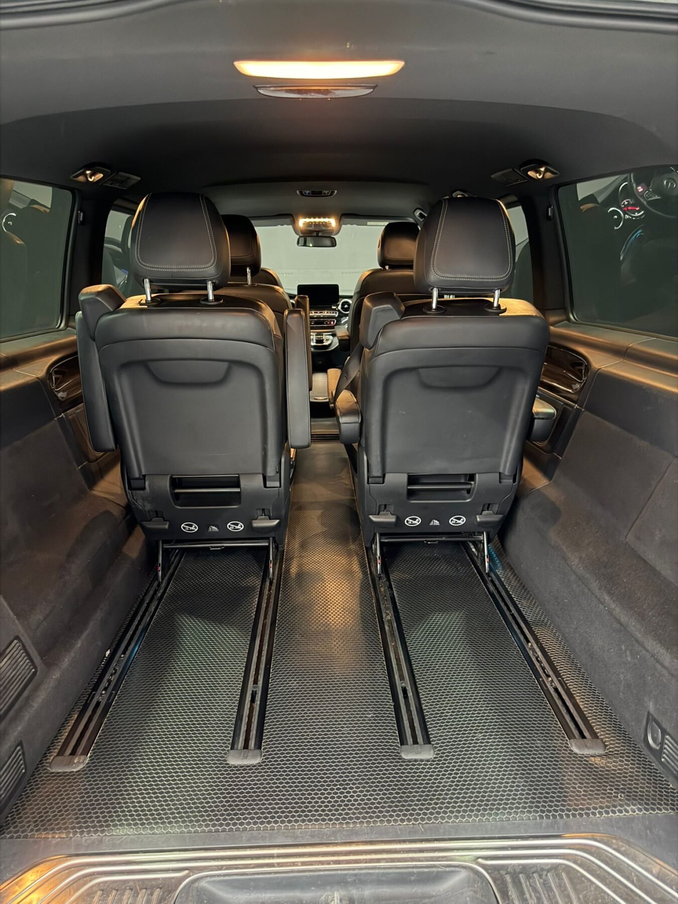 MERCEDES-BENZ V V250