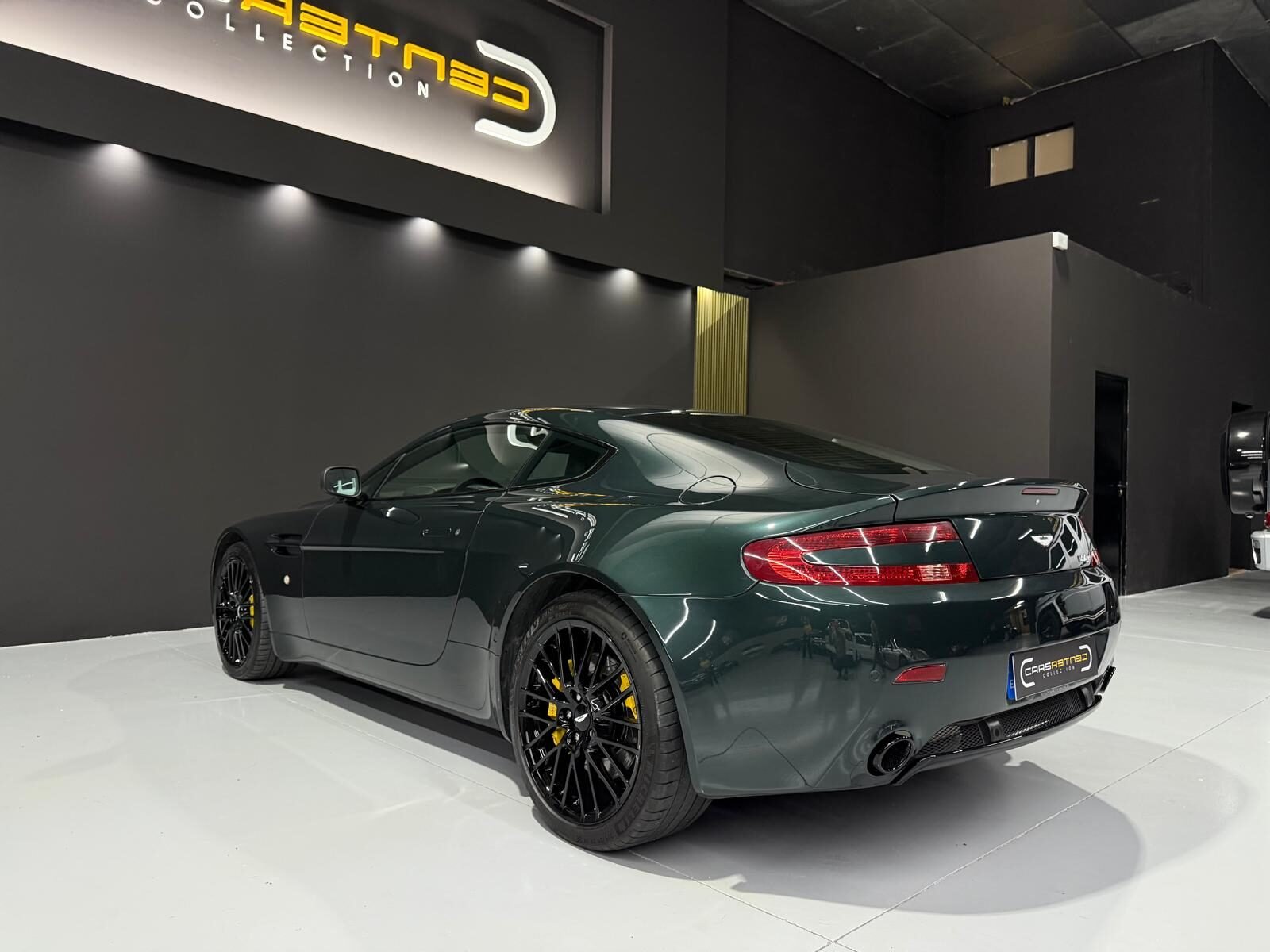 ASTON MARTIN VANTAGE V8 V8 SPORTSHIFT