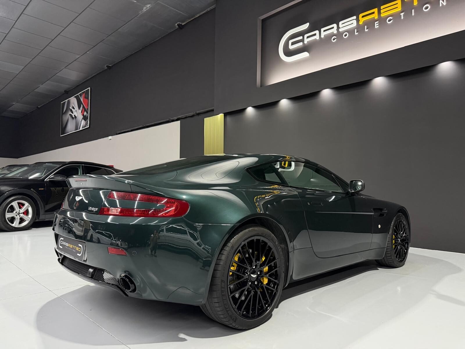 ASTON MARTIN VANTAGE V8 V8 SPORTSHIFT