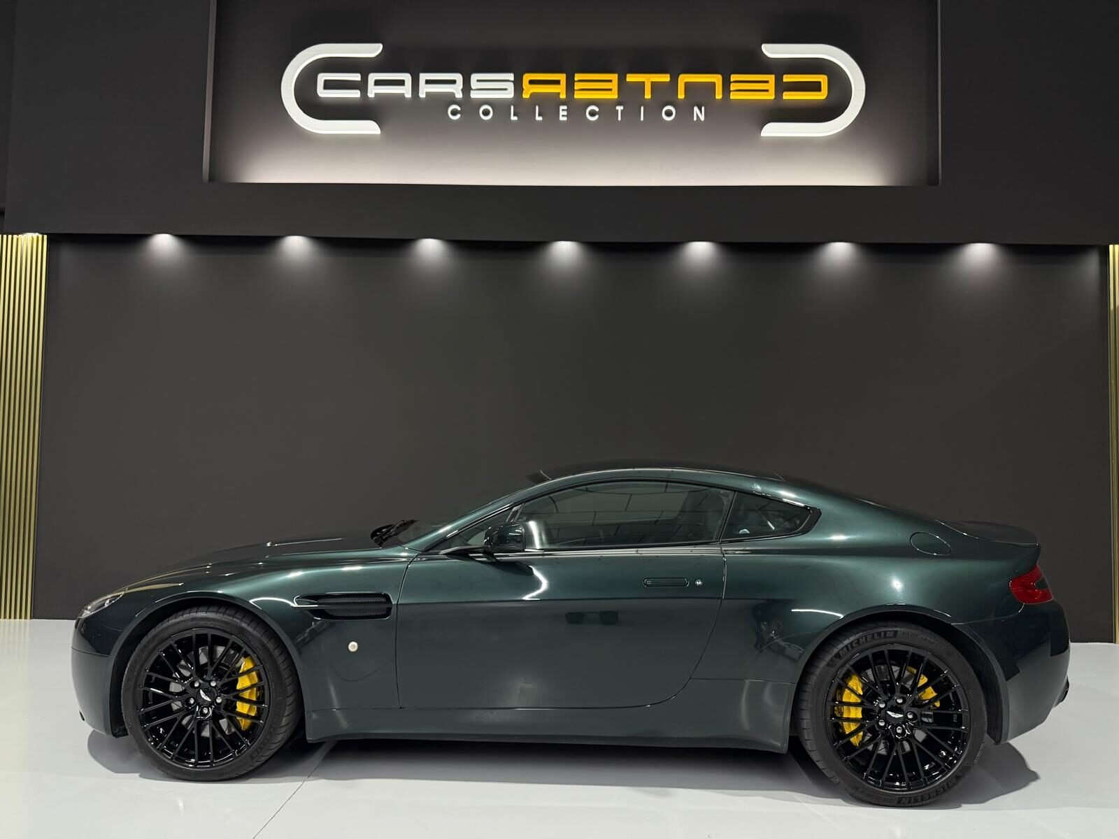 ASTON MARTIN VANTAGE V8 V8 SPORTSHIFT