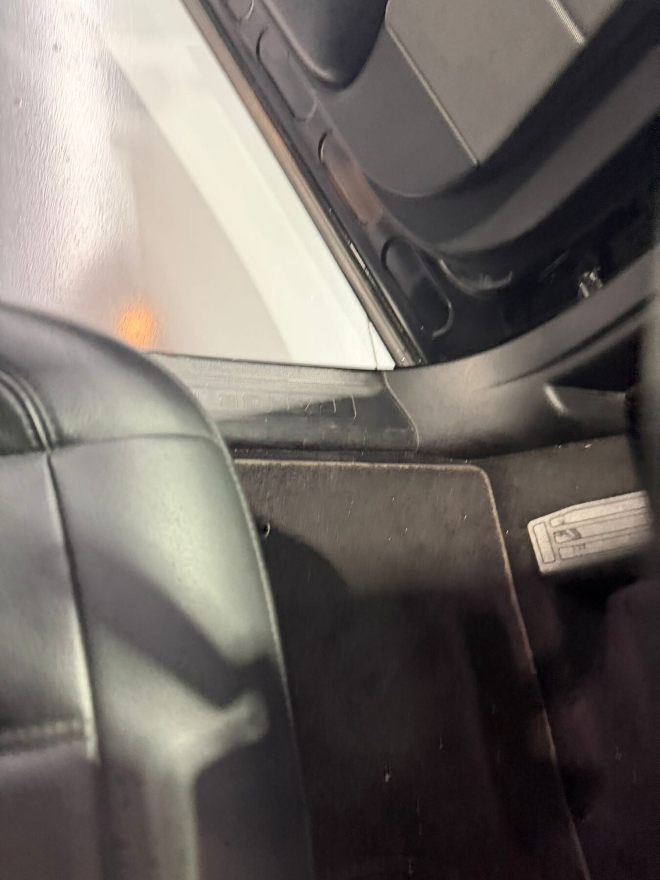 LAND-ROVER 3.0D I6 MHEV AWD Auto HSE