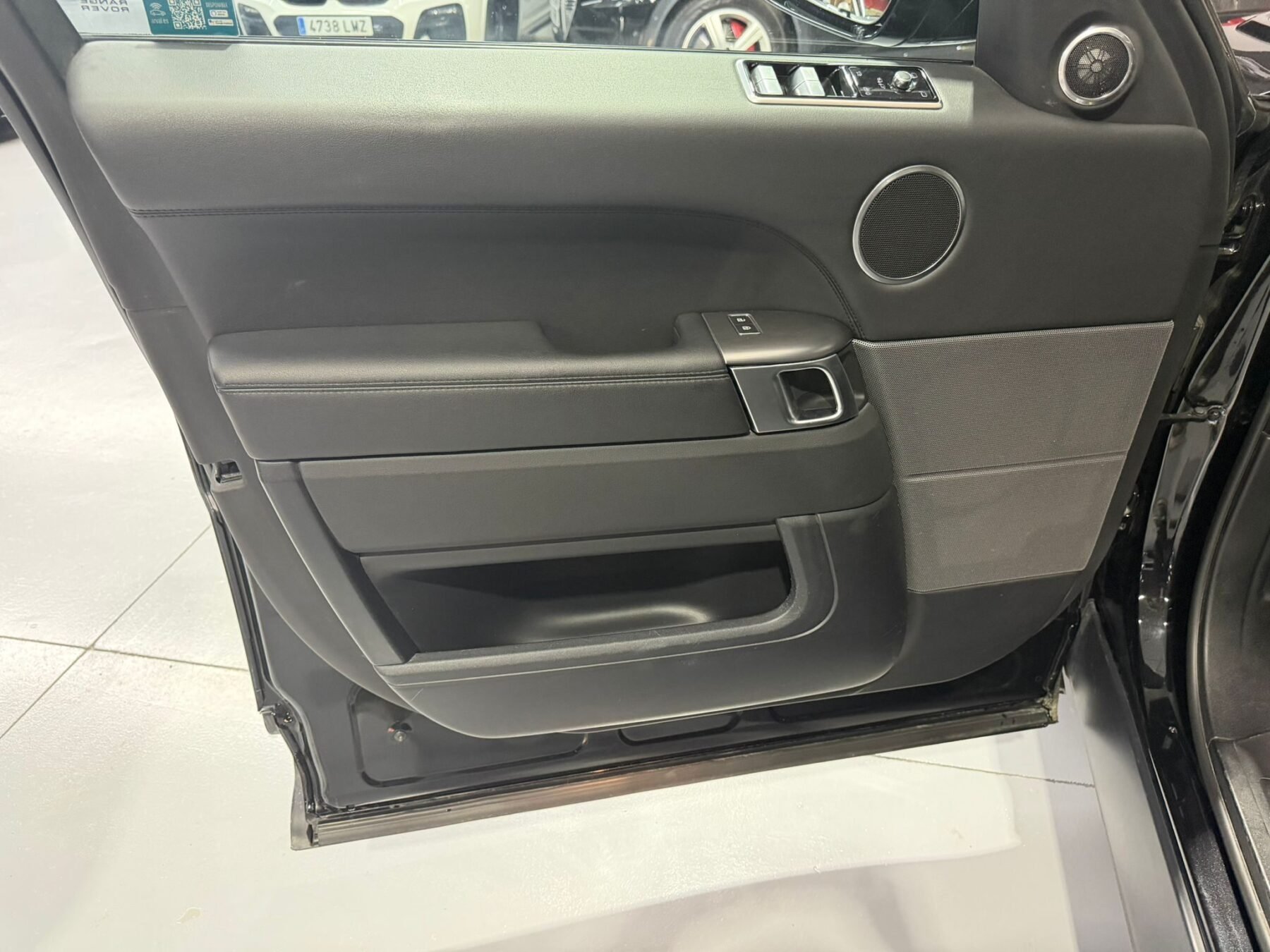 LAND-ROVER 3.0D I6 MHEV AWD Auto HSE