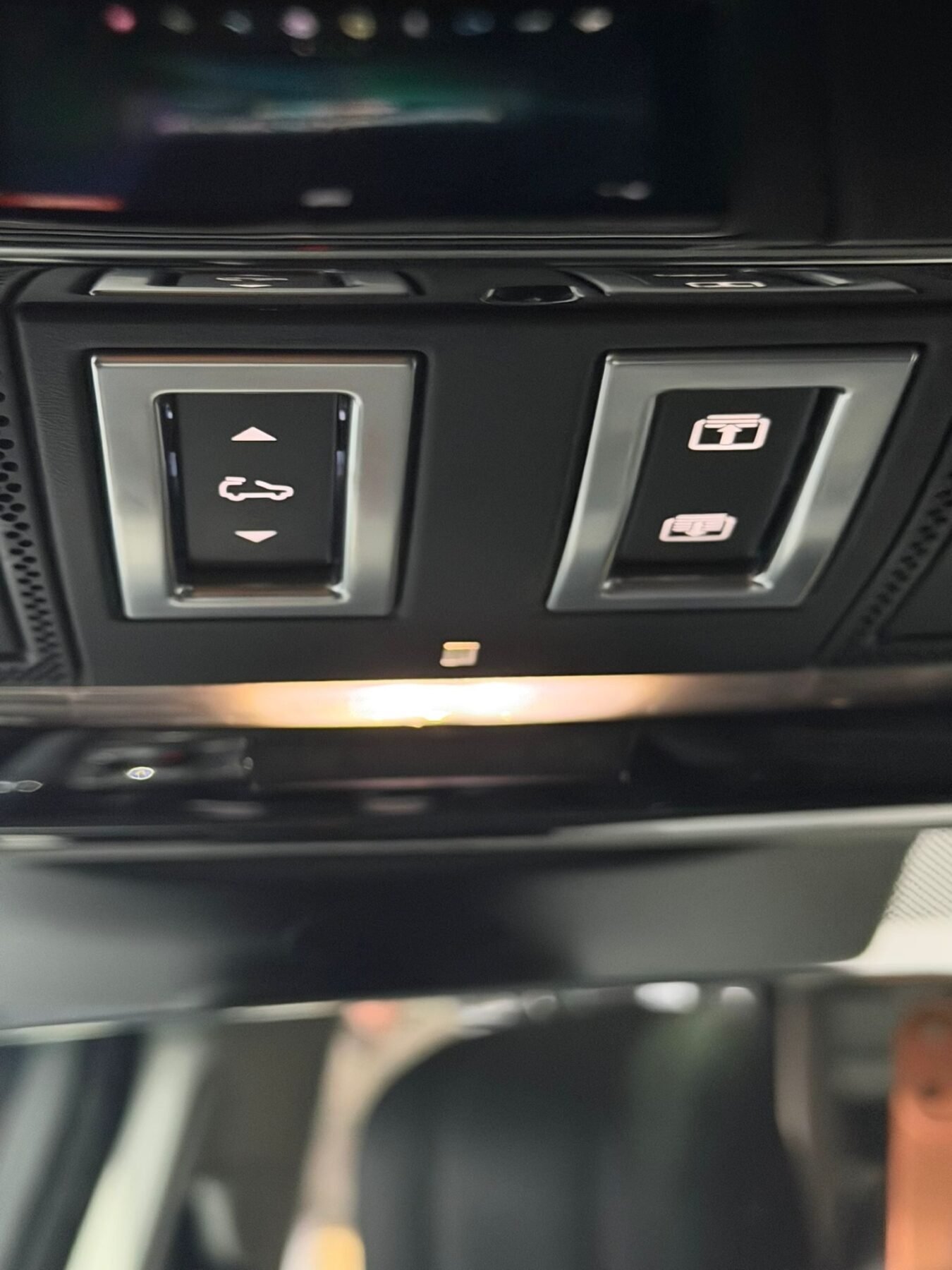 LAND-ROVER 3.0D I6 MHEV AWD Auto HSE