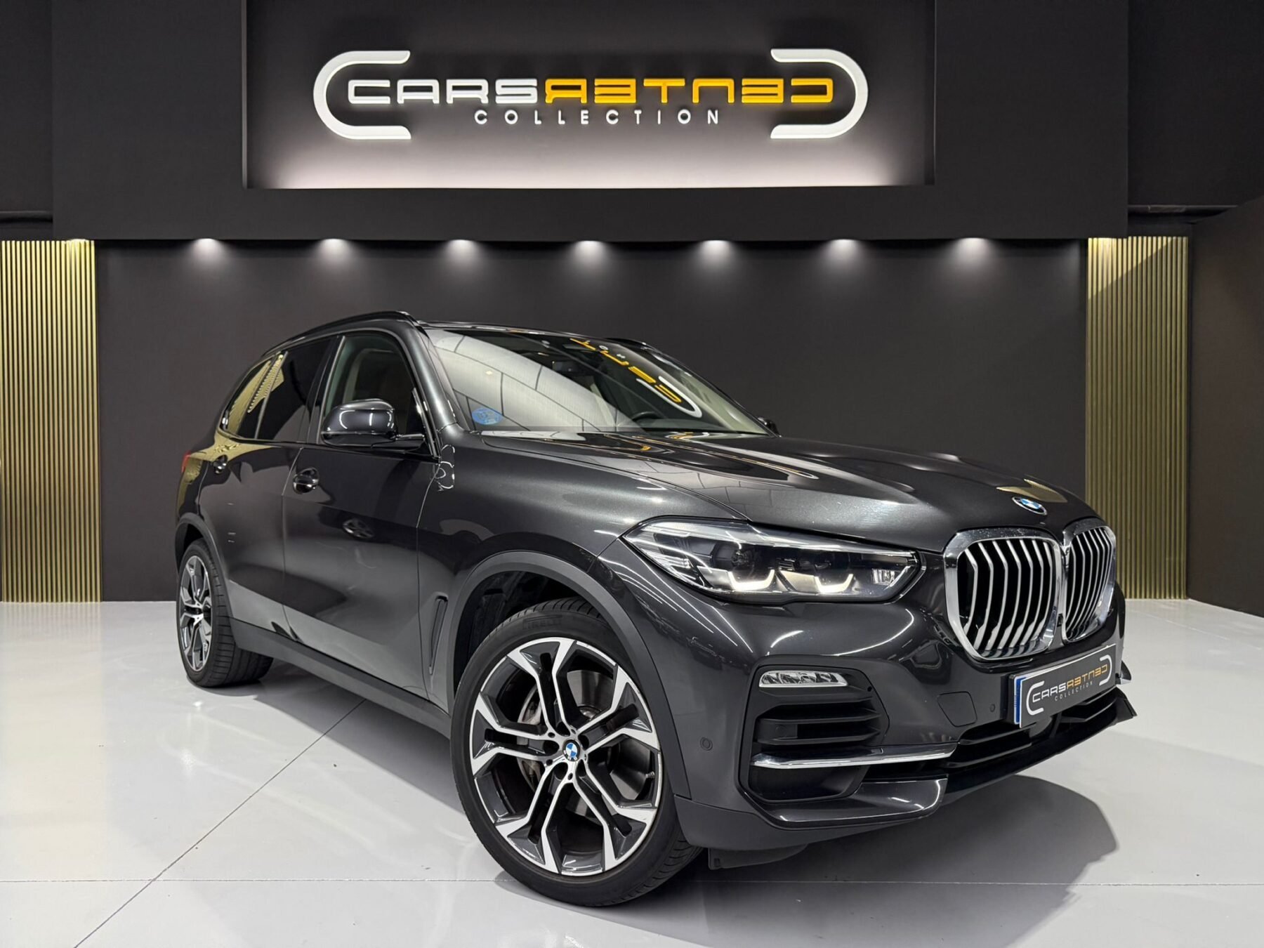 BMW X5 45E