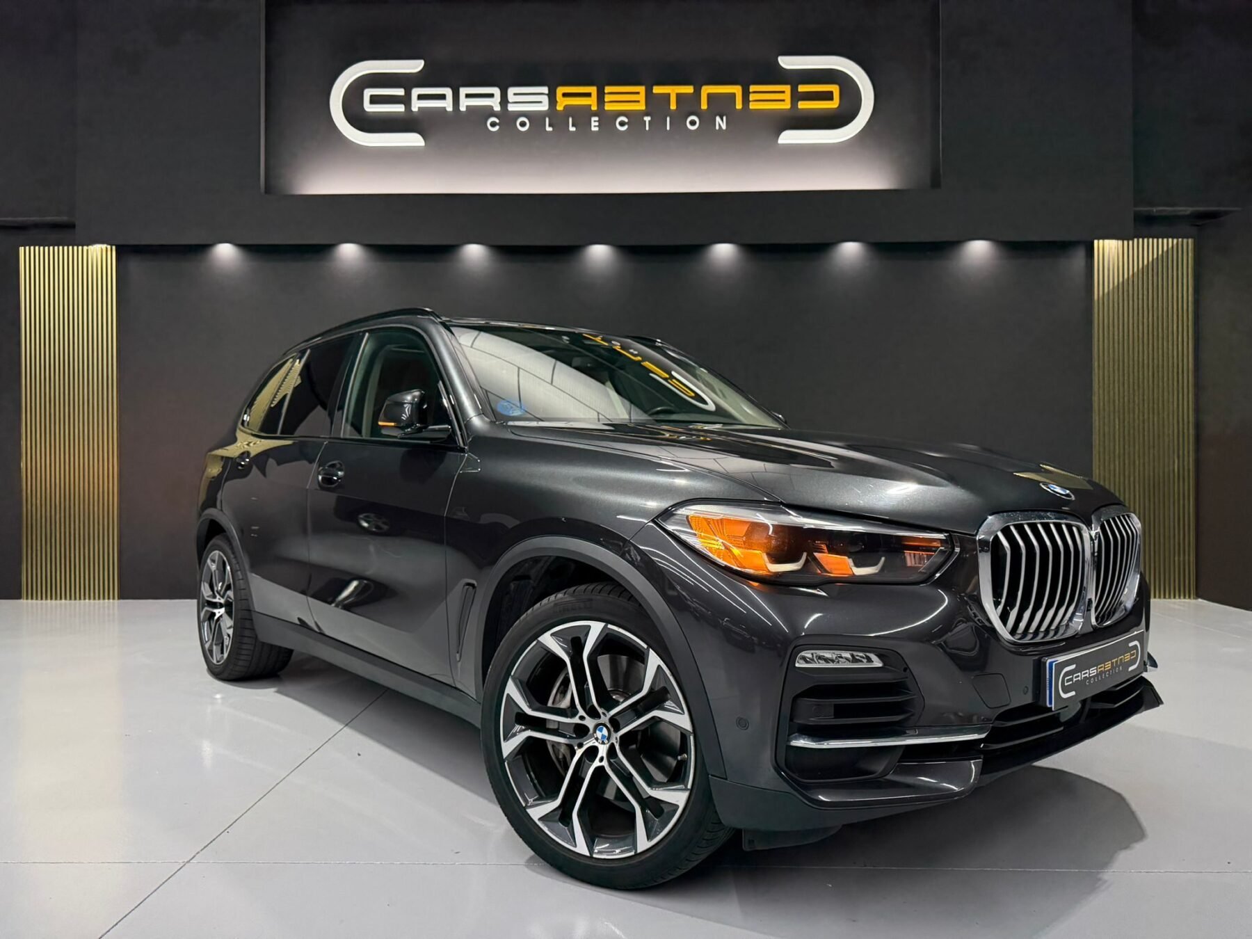 BMW X5 45E
