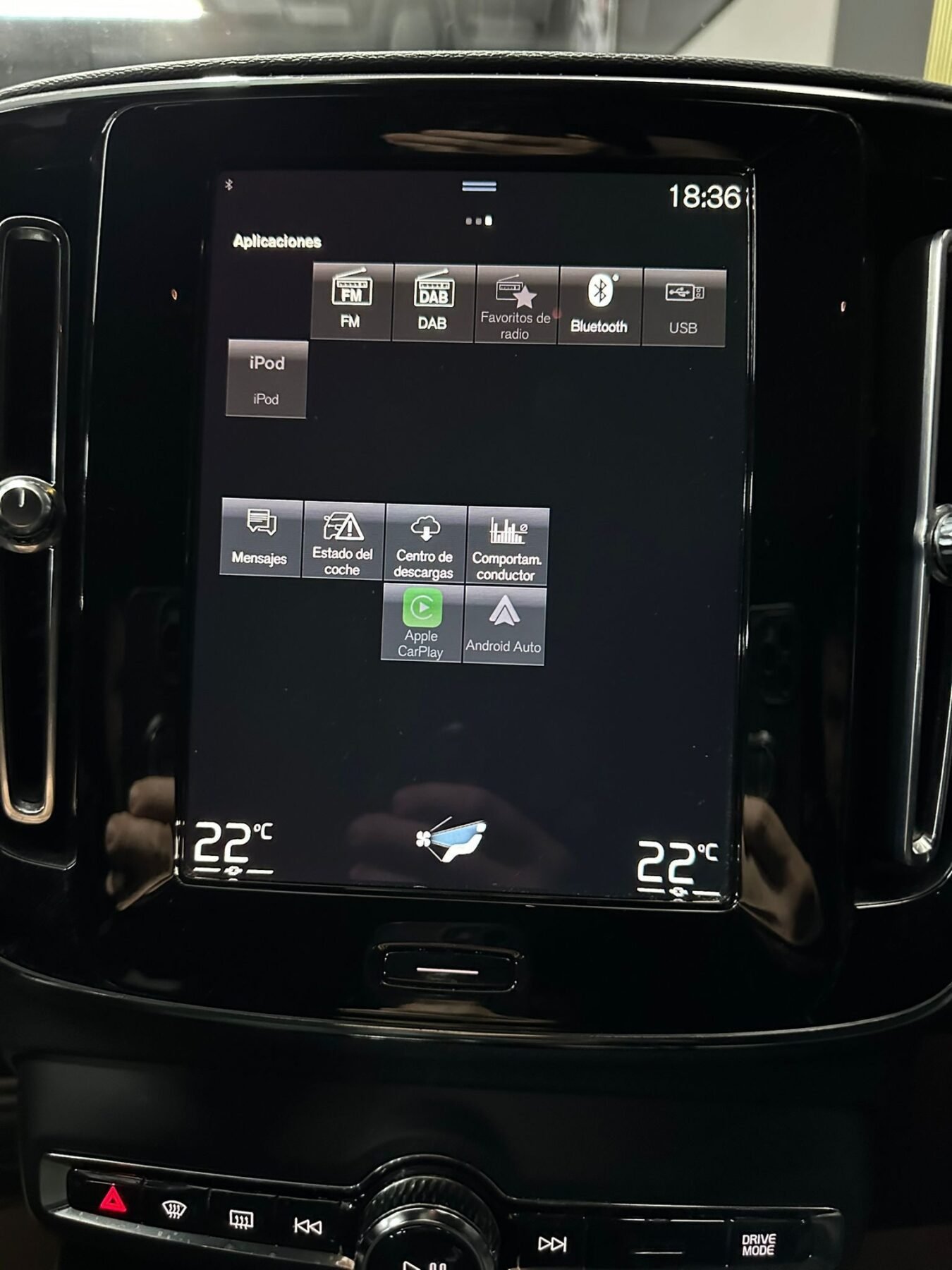 VOLVO XC40 1.5 T5 Twin Recharge Plus R DESING