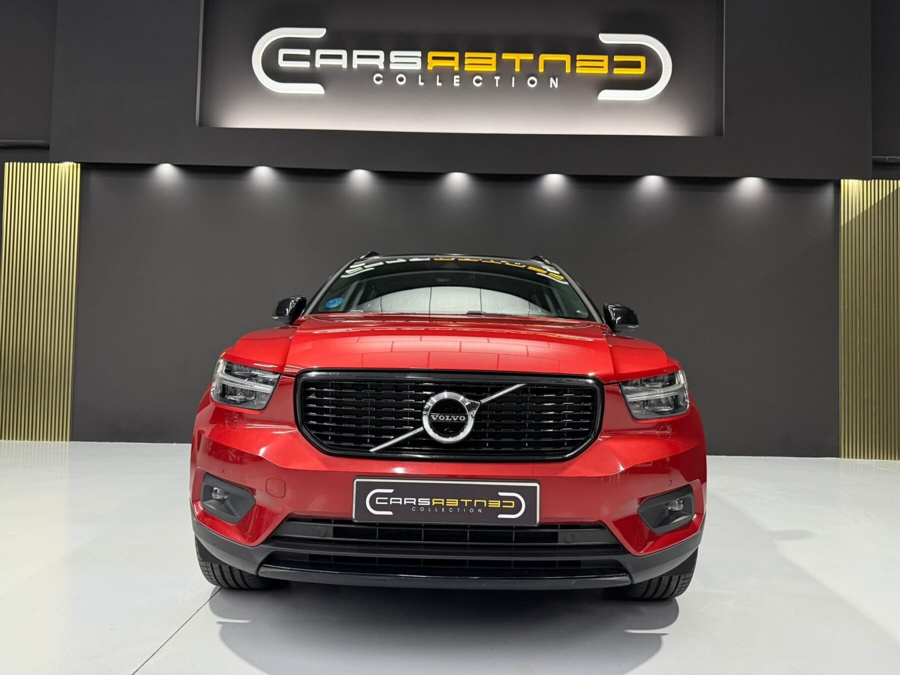 VOLVO XC40 1.5 T5 Twin Recharge Plus R DESING