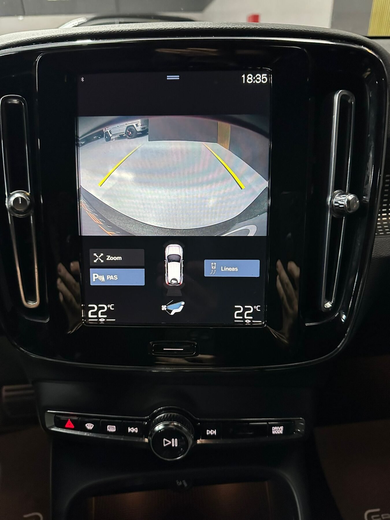 VOLVO XC40 1.5 T5 Twin Recharge Plus R DESING