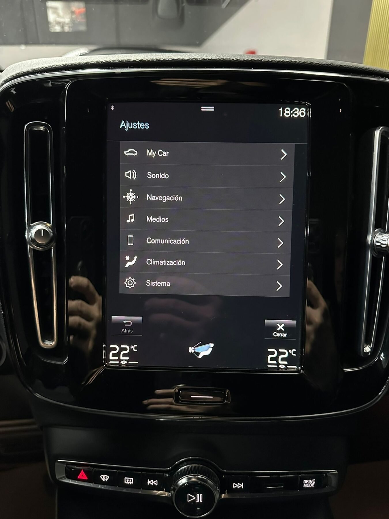 VOLVO XC40 1.5 T5 Twin Recharge Plus R DESING