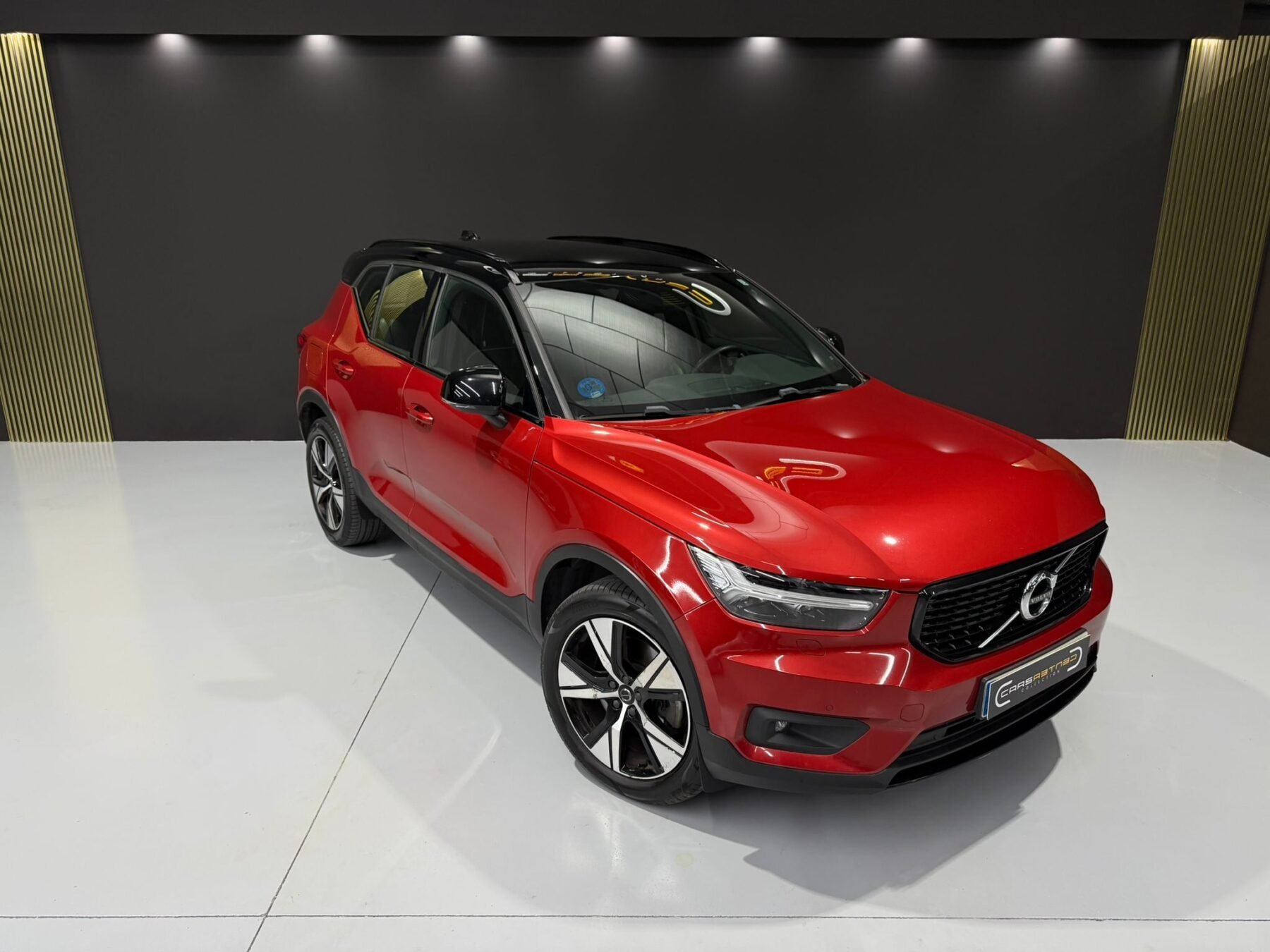 VOLVO XC40 1.5 T5 Twin Recharge Plus R DESING