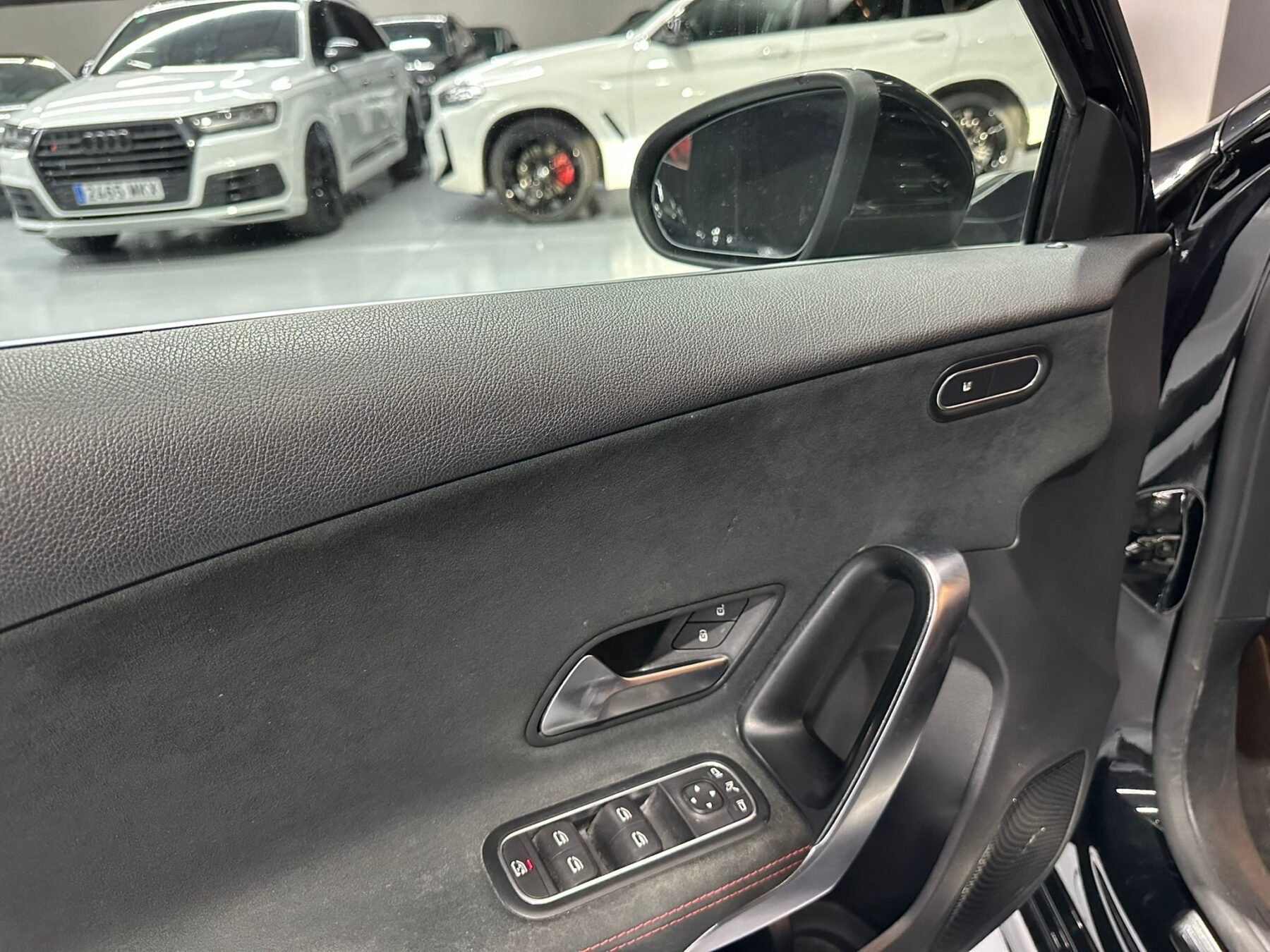 MERCEDES-BENZ CLASE A 180 AMG