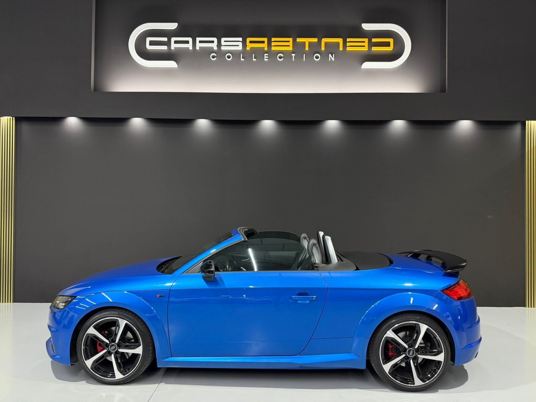 AUDI TT CABRIO