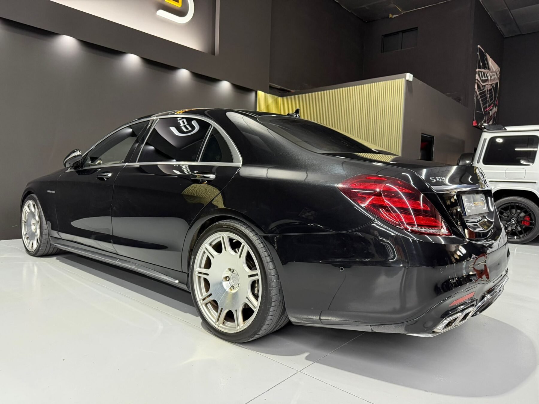 MERCEDES-BENZ S-class 63AMG