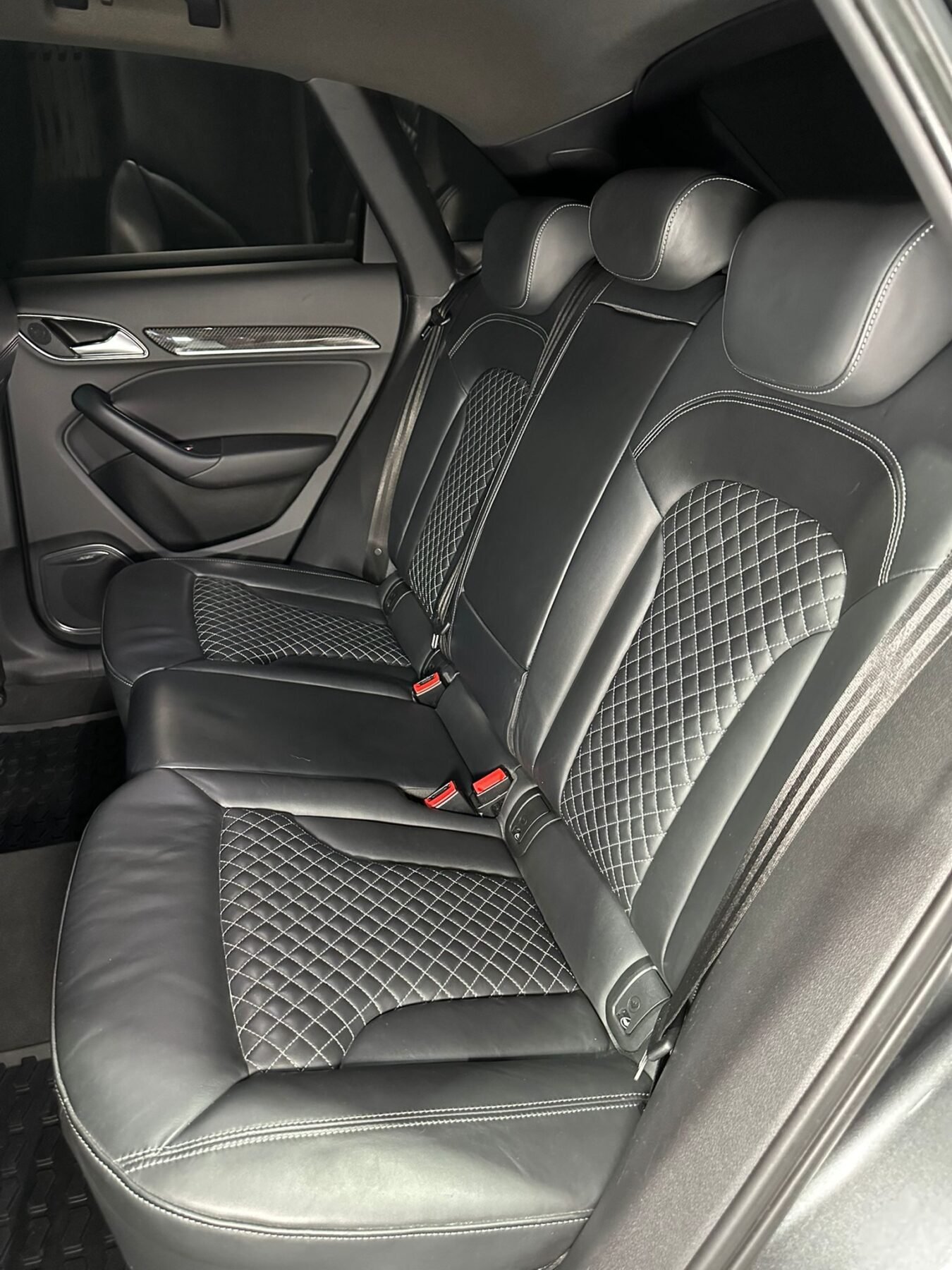 AUDI RSQ3 2.5 TFSI QUATTRO