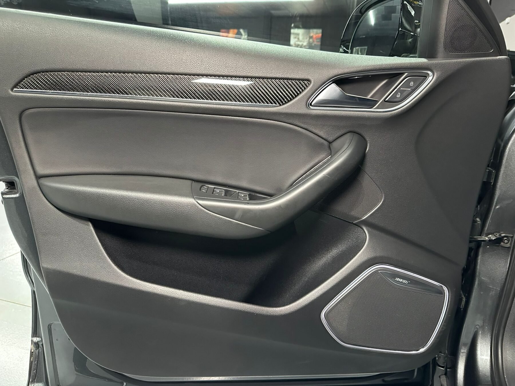 AUDI RSQ3 2.5 TFSI QUATTRO