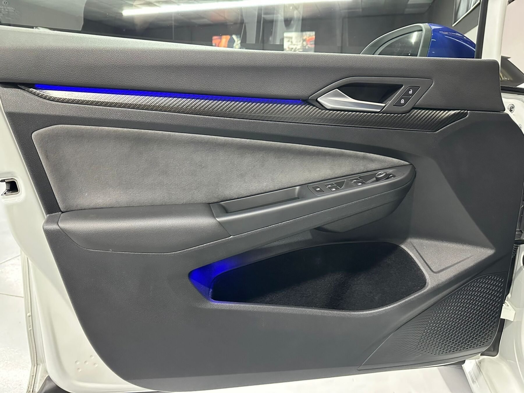 VOLKSWAGEN GOLF R 20 ANIVERSARIO