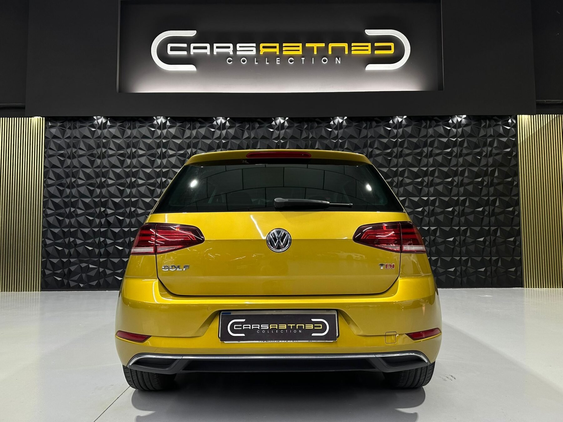 VOLKSWAGEN GOLF 1.6 TDI