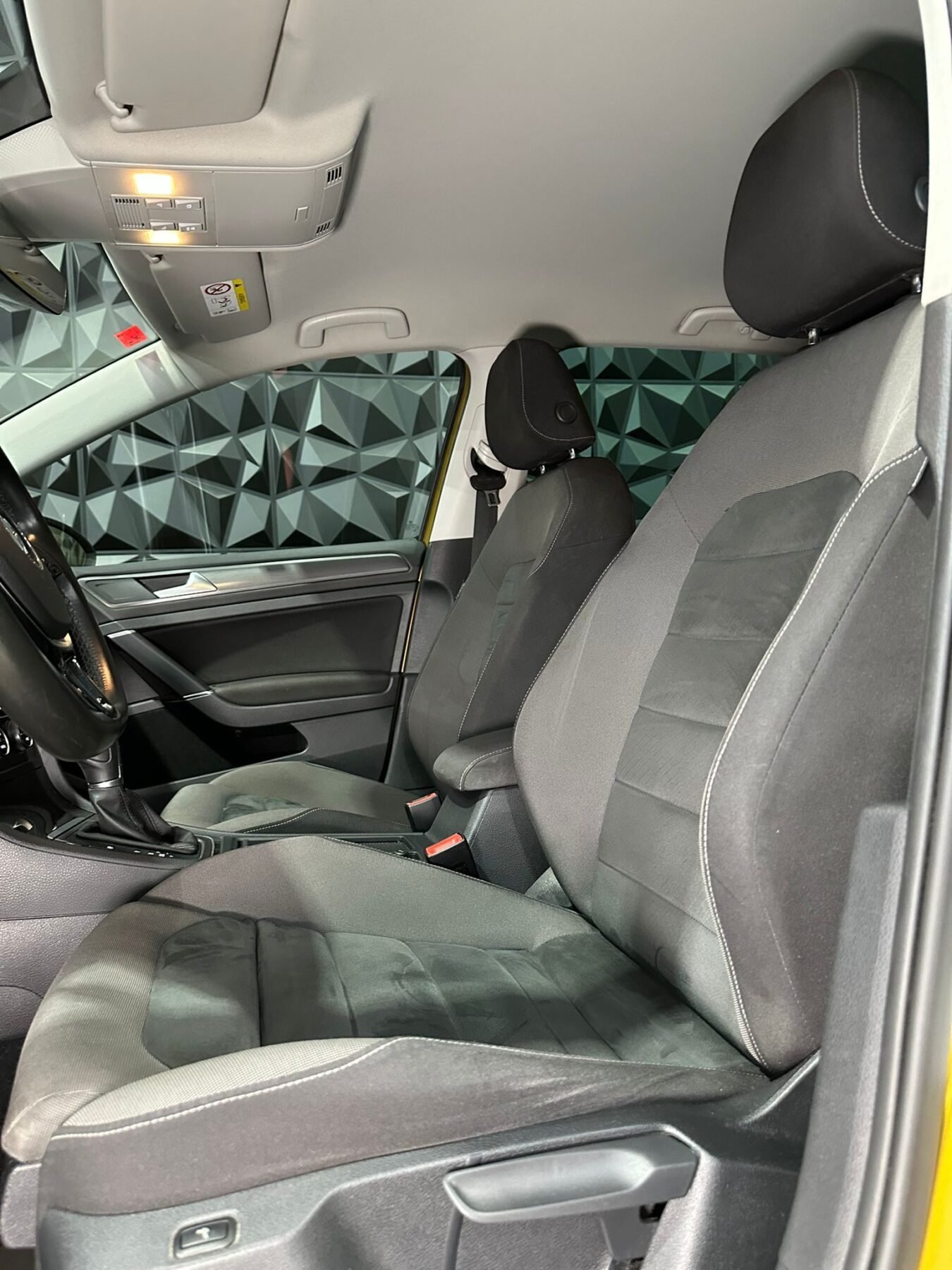 VOLKSWAGEN GOLF 1.6 TDI