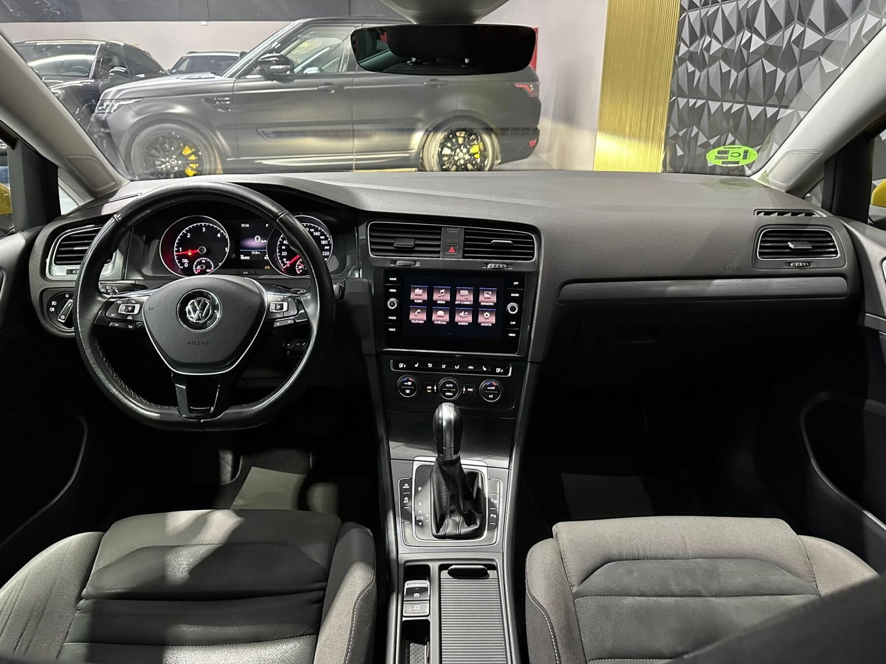 VOLKSWAGEN GOLF 1.6 TDI