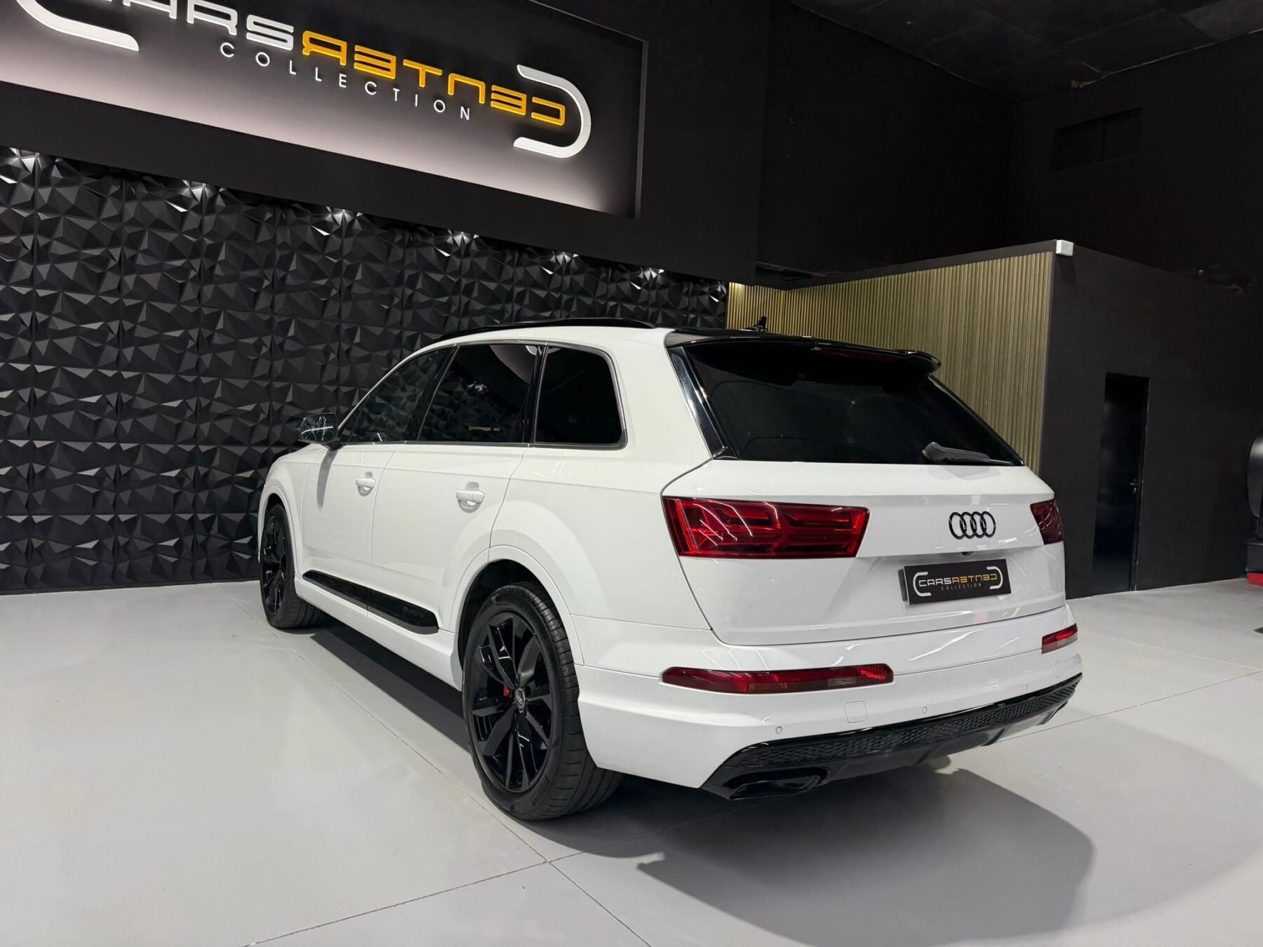 AUDI Q7 3.0 TDI SLINE