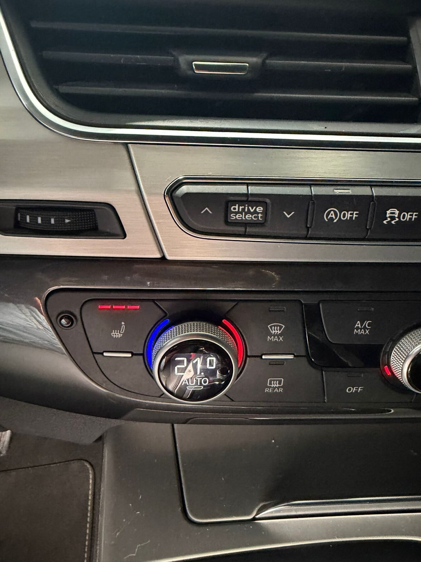 AUDI Q7 3.0 TDI SLINE