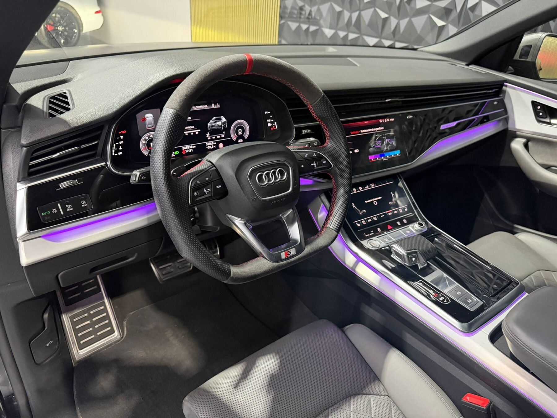 AUDI Q8 5.5TFSI