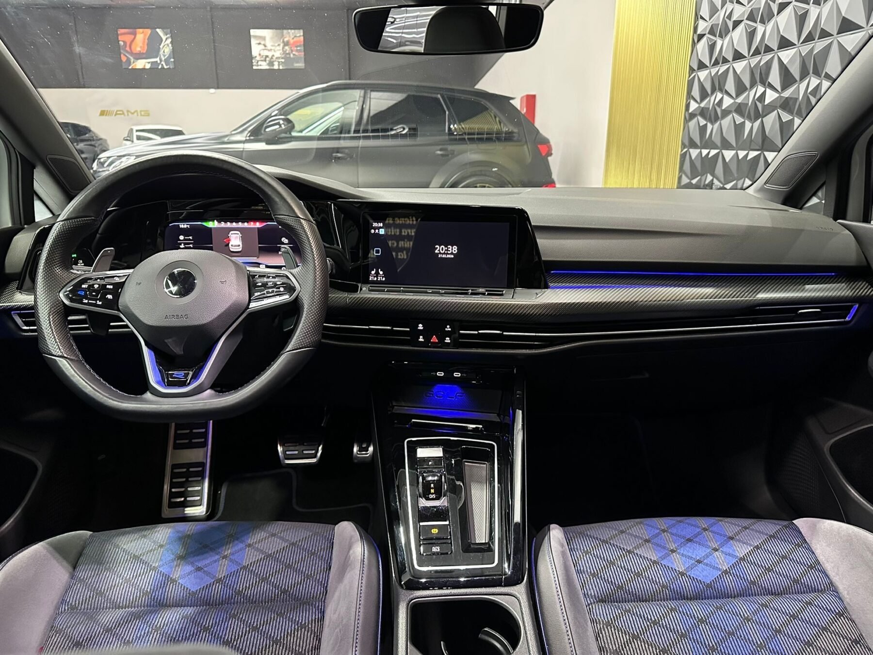 VOLKSWAGEN GOLF R 20 ANIVERSARIO