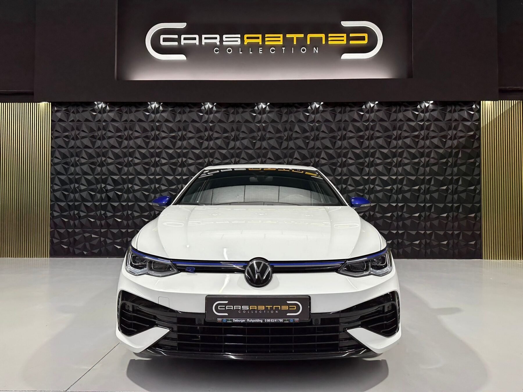 VOLKSWAGEN GOLF R 20 ANIVERSARIO