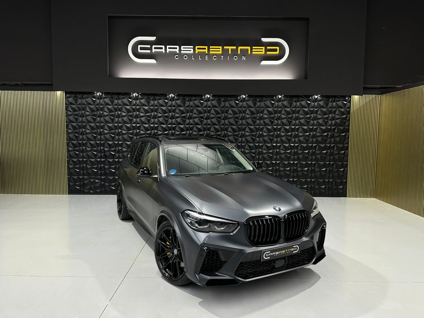BMW X5 45E