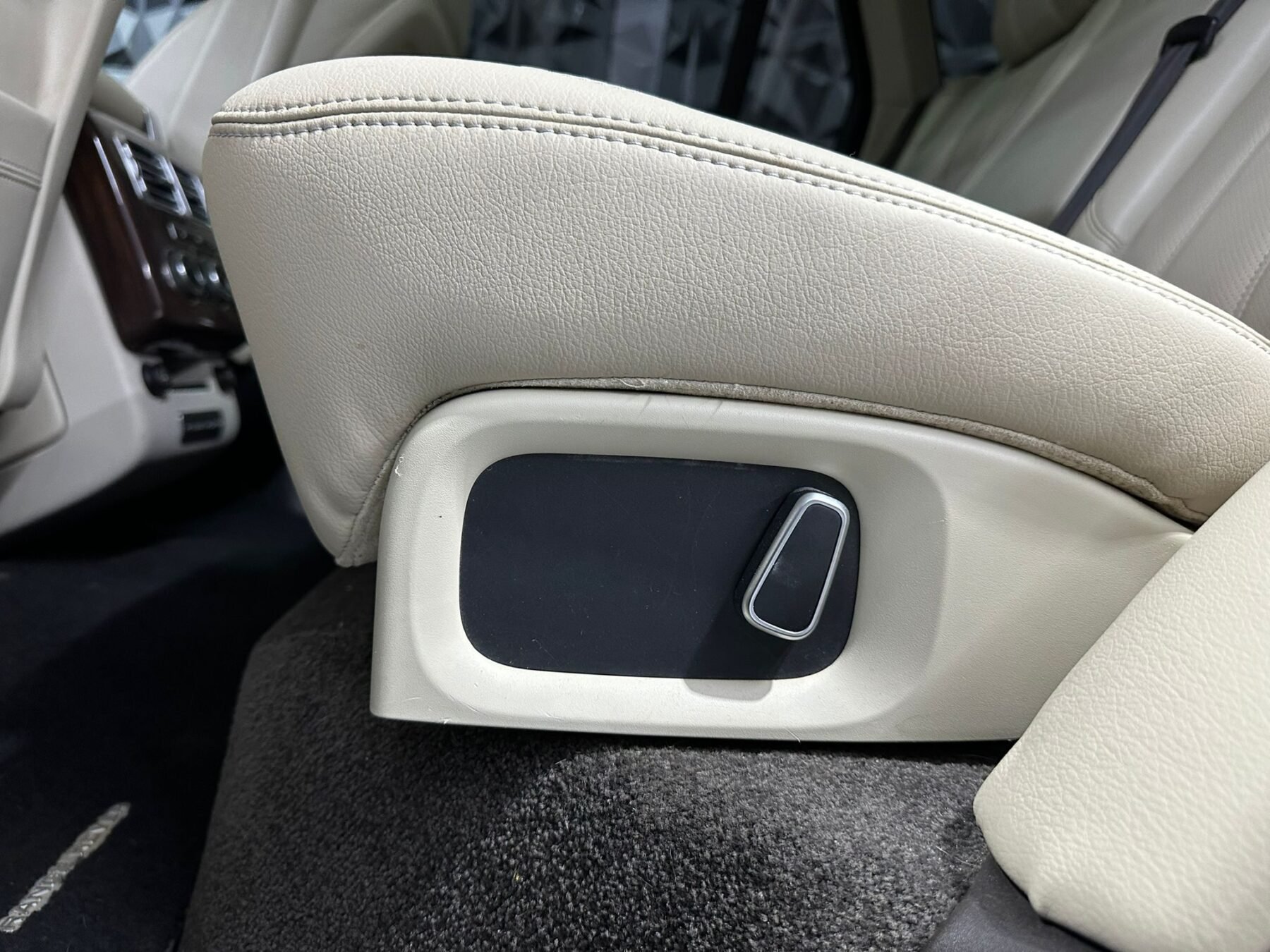 LAND-ROVER VOGUE 4.4 SDV8