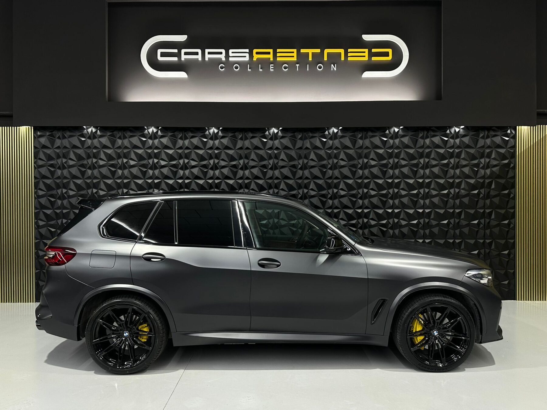 BMW X5 45E