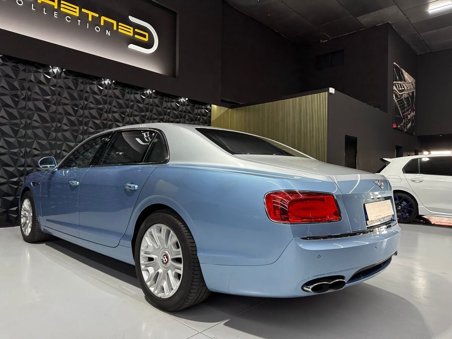 BENTLEY flying spur V8