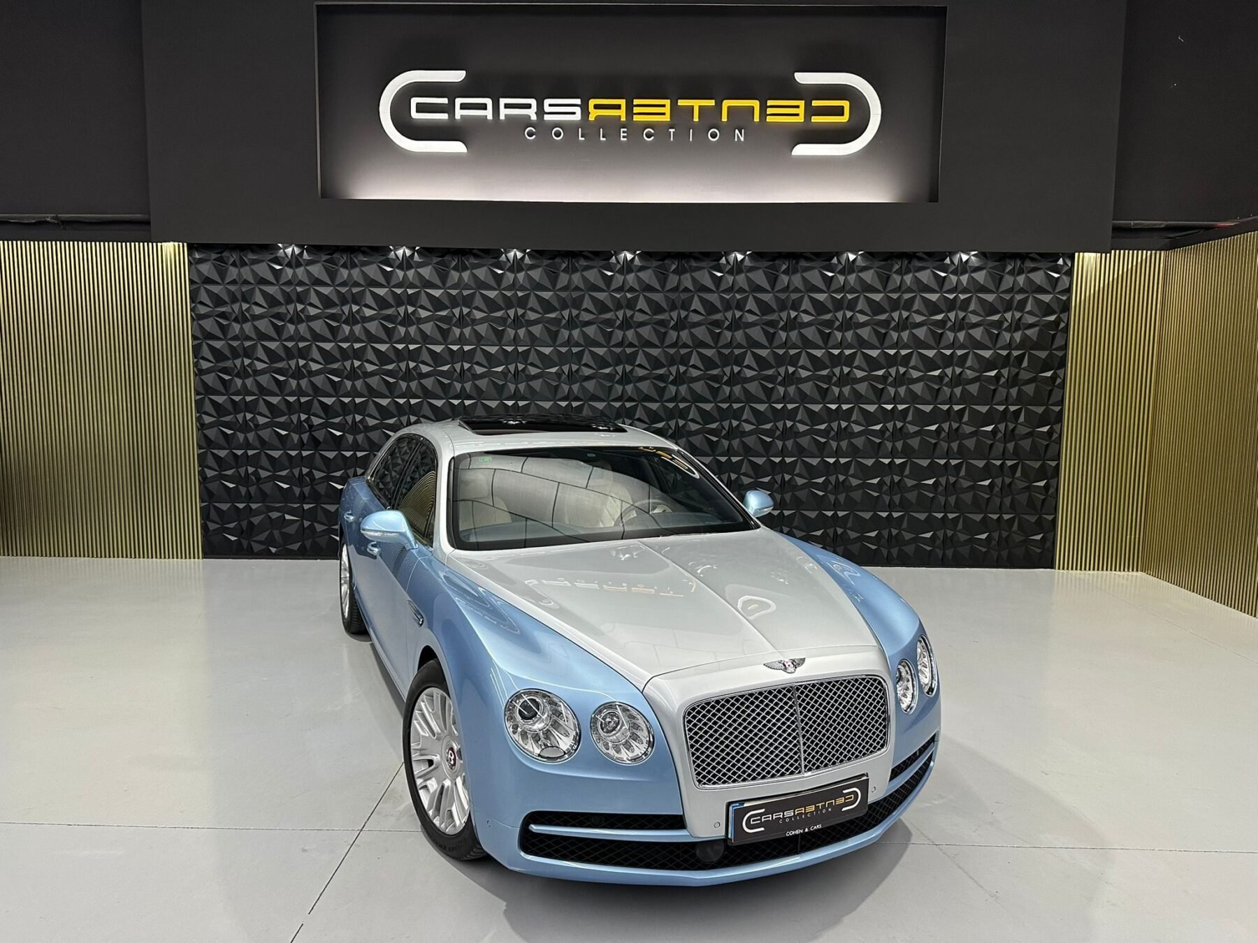 BENTLEY flying spur V8