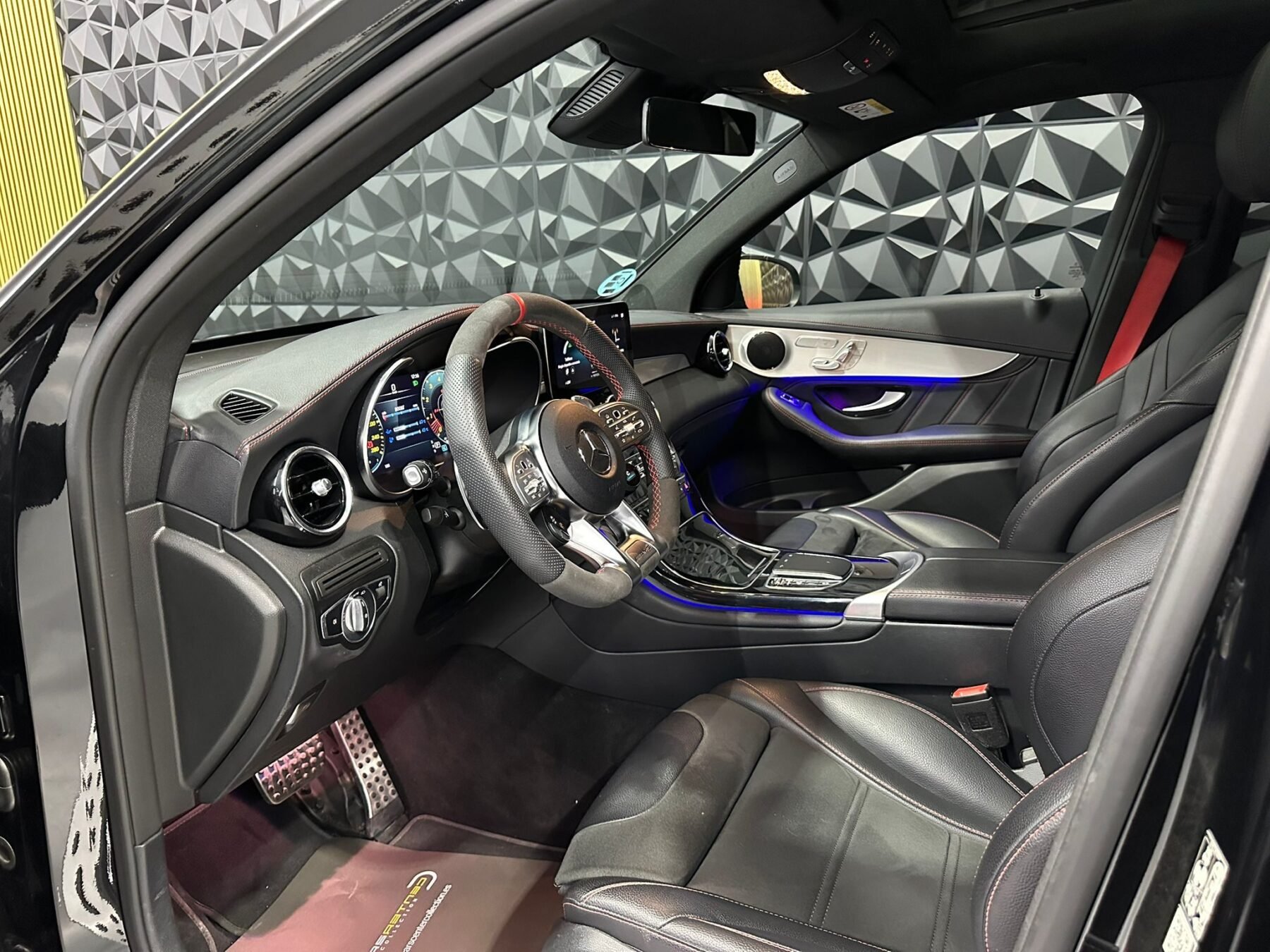 MERCEDES-BENZ GLC 43 AMG