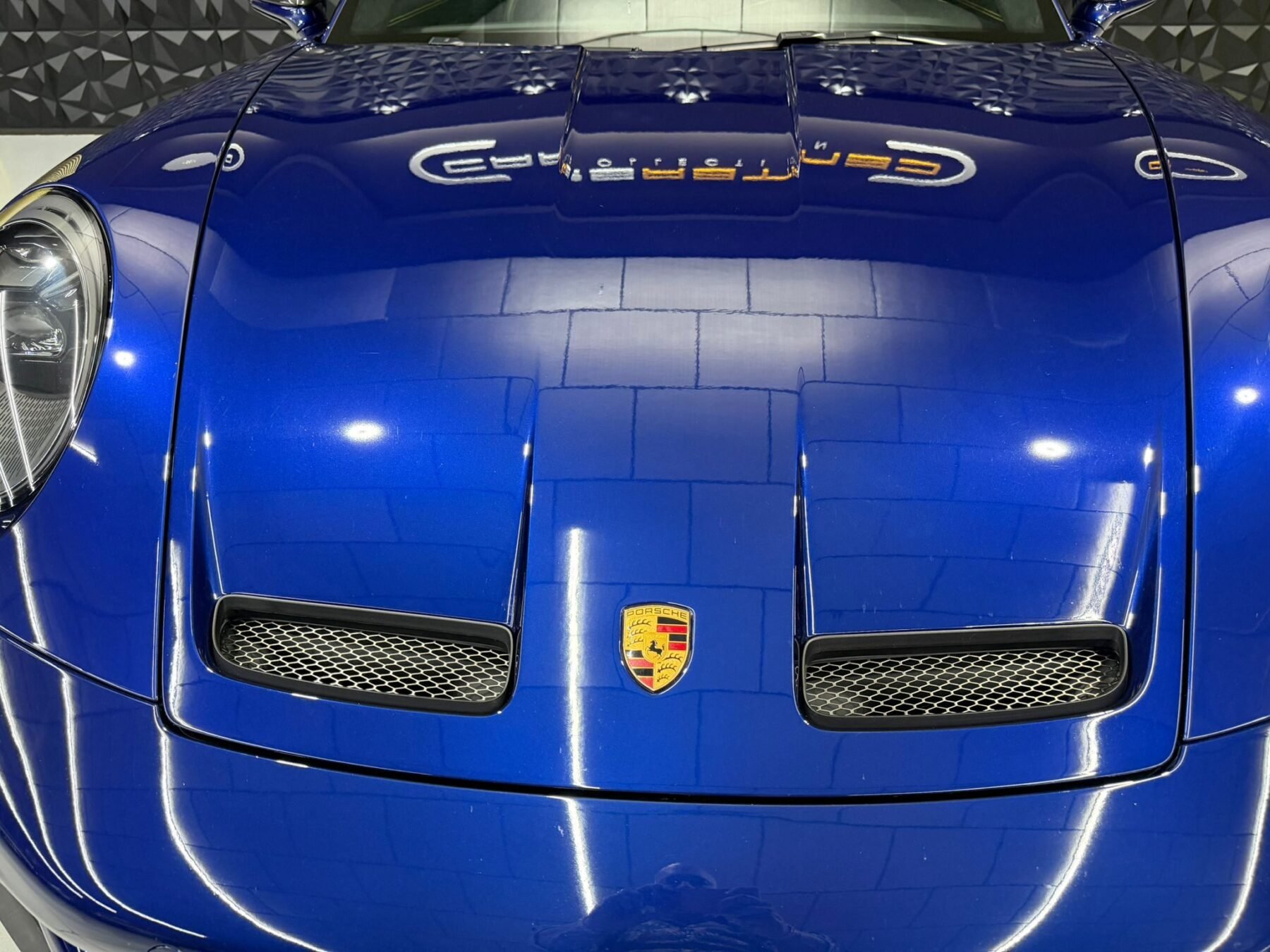 PORSCHE 992 GT3 Pack Touring