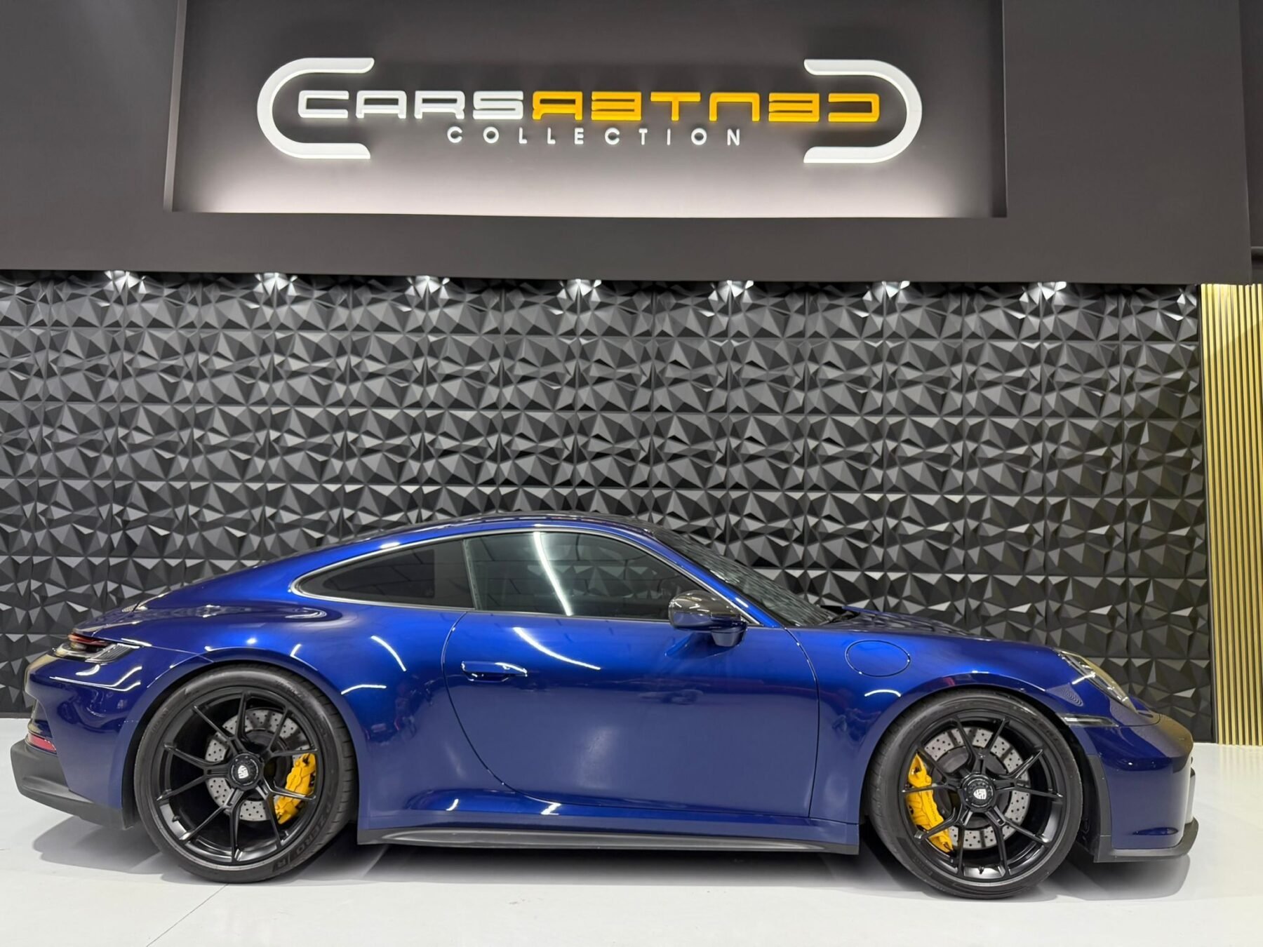 PORSCHE 992 GT3 Pack Touring