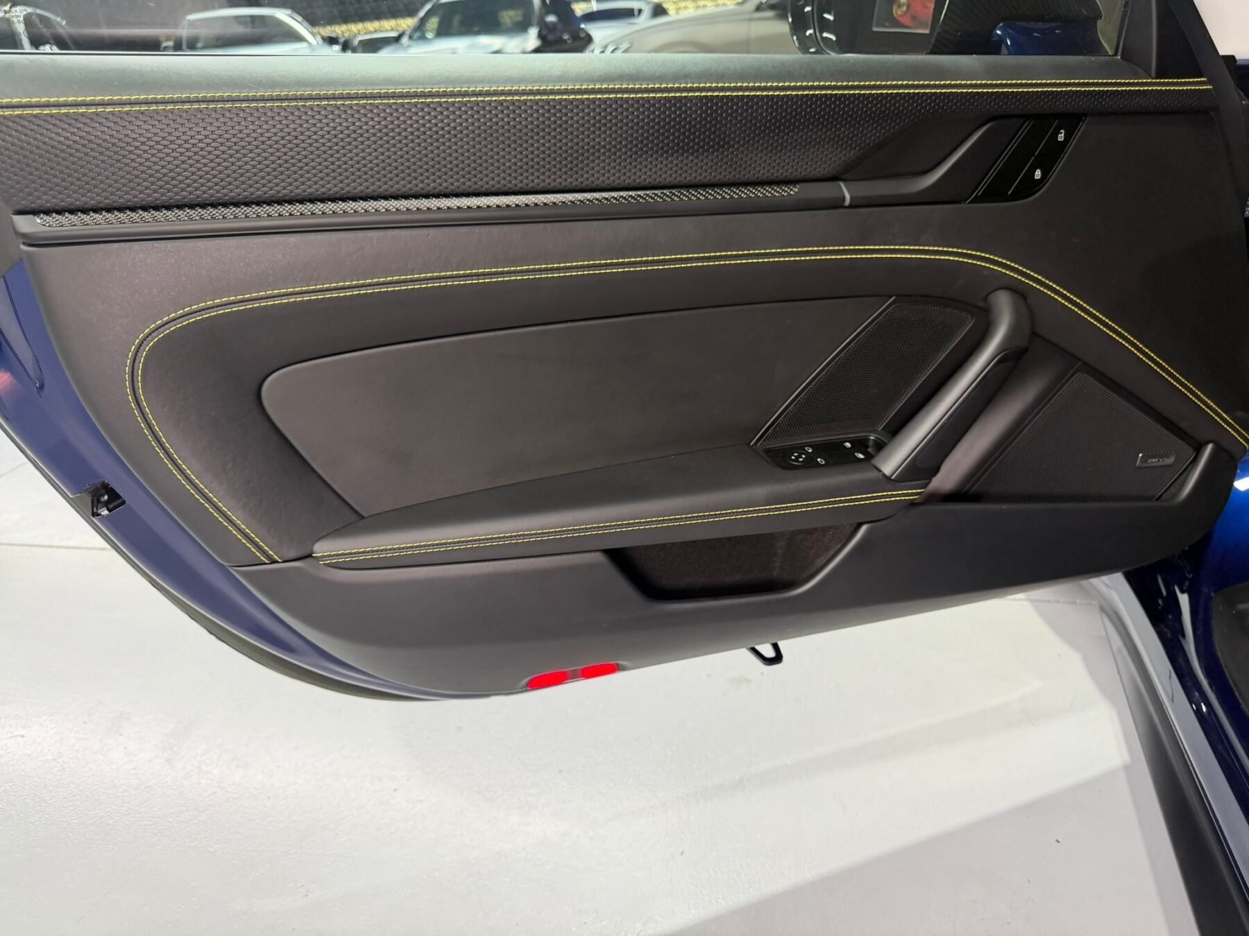 PORSCHE 992 GT3 Pack Touring