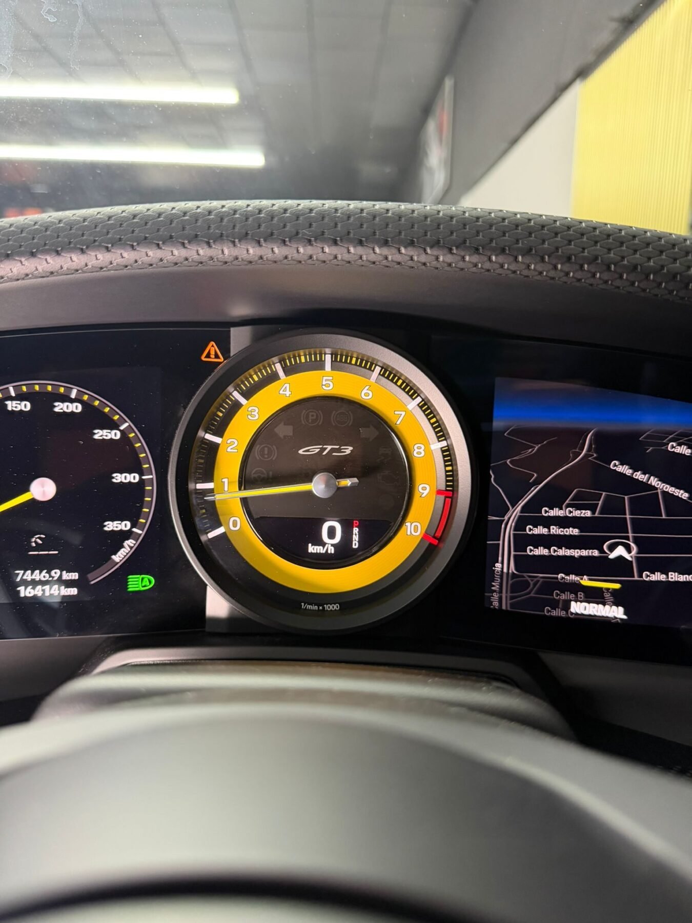 PORSCHE 992 GT3 Pack Touring