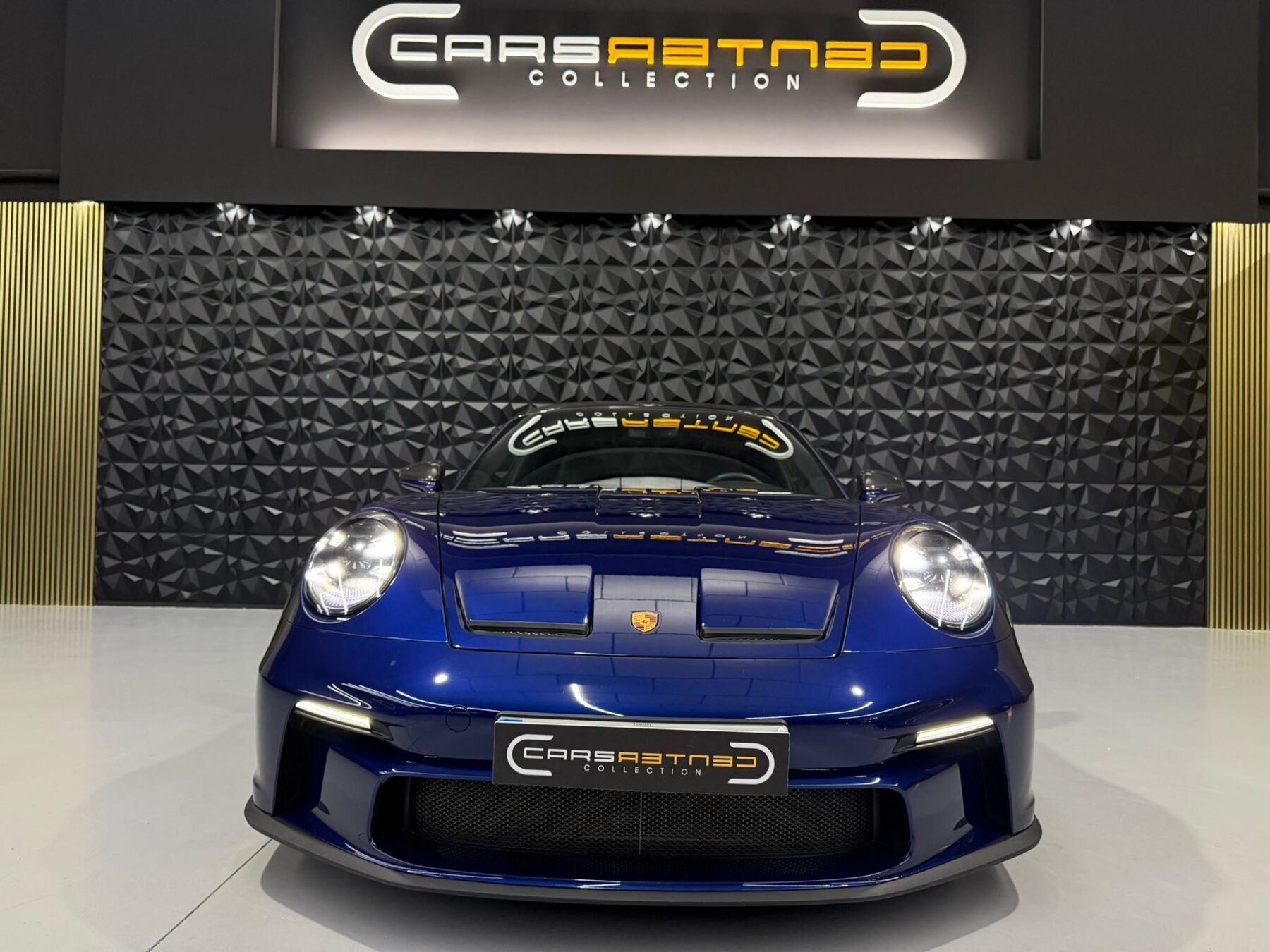 PORSCHE 992 GT3 Pack Touring