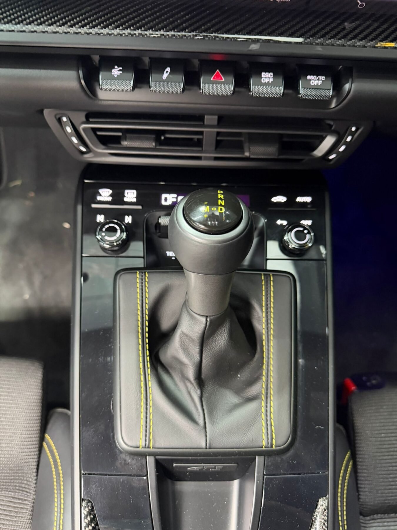 PORSCHE 992 GT3 Pack Touring