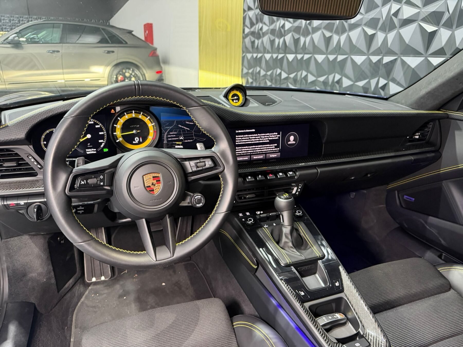 PORSCHE 992 GT3 Pack Touring