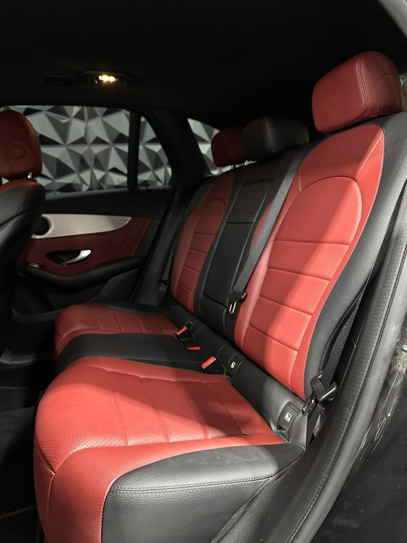 MERCEDES-BENZ GLC 200 D