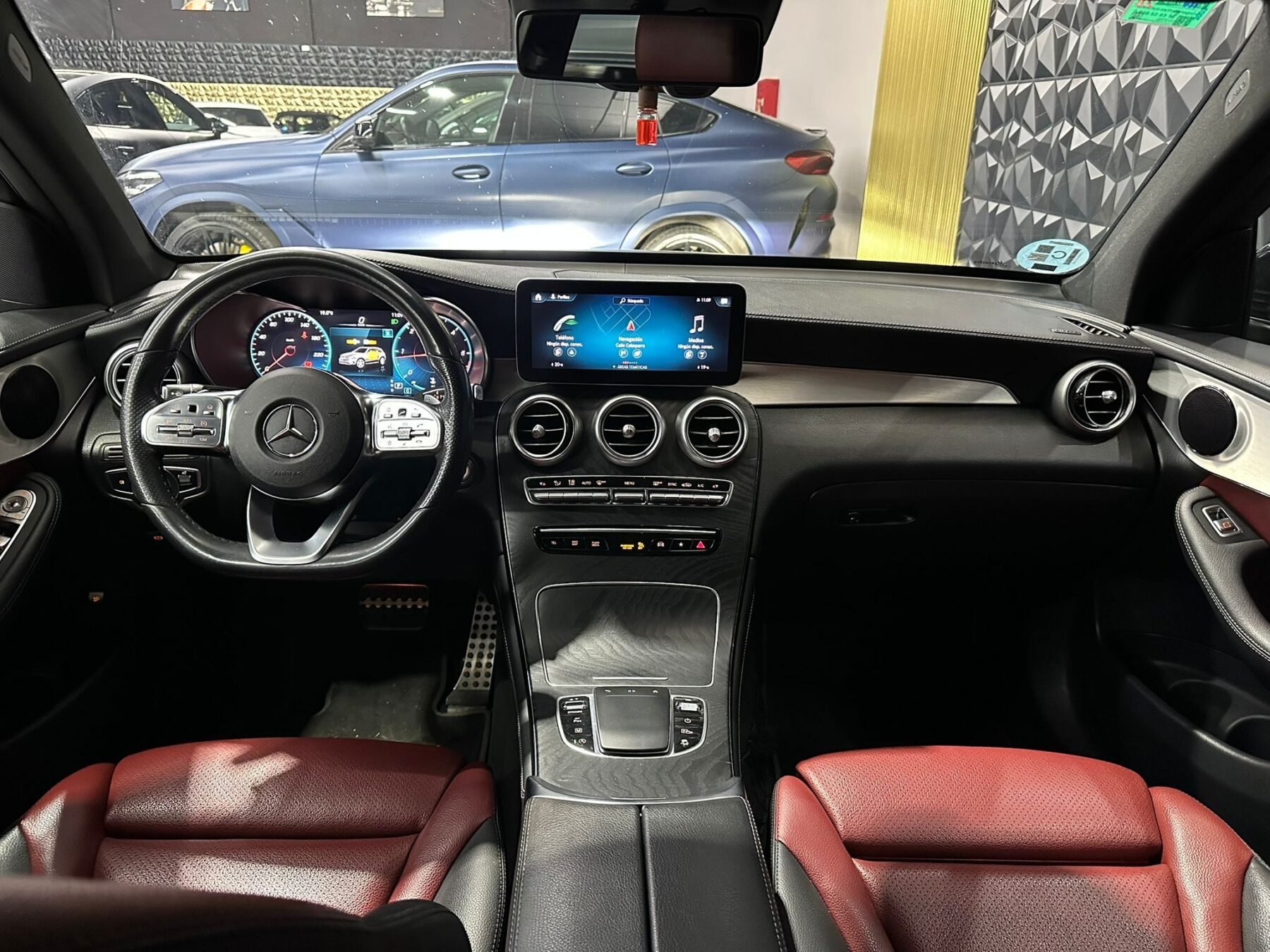 MERCEDES-BENZ GLC 200 D