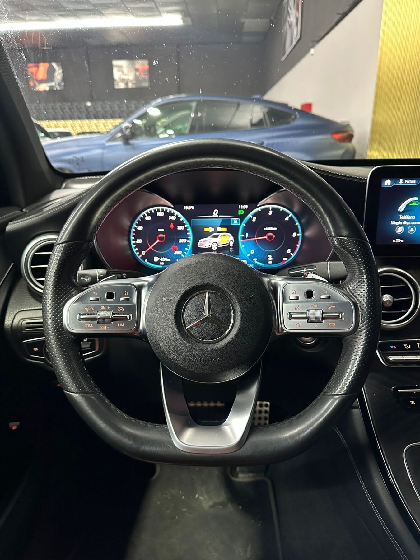 MERCEDES-BENZ GLC 200 D