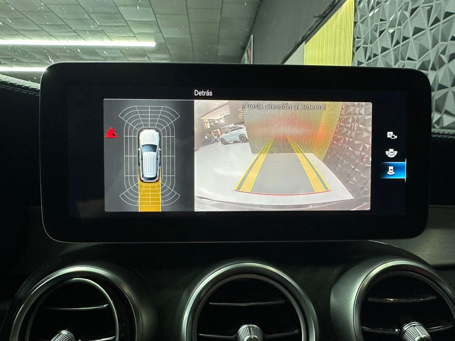 MERCEDES-BENZ GLC 200 D