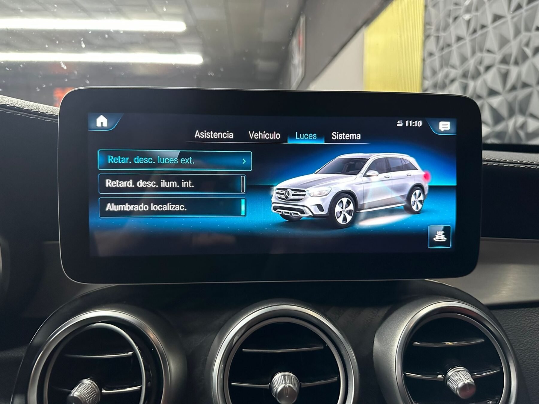 MERCEDES-BENZ GLC 200 D